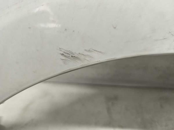 AILE AVANT DROIT RENAULT - Vue 2